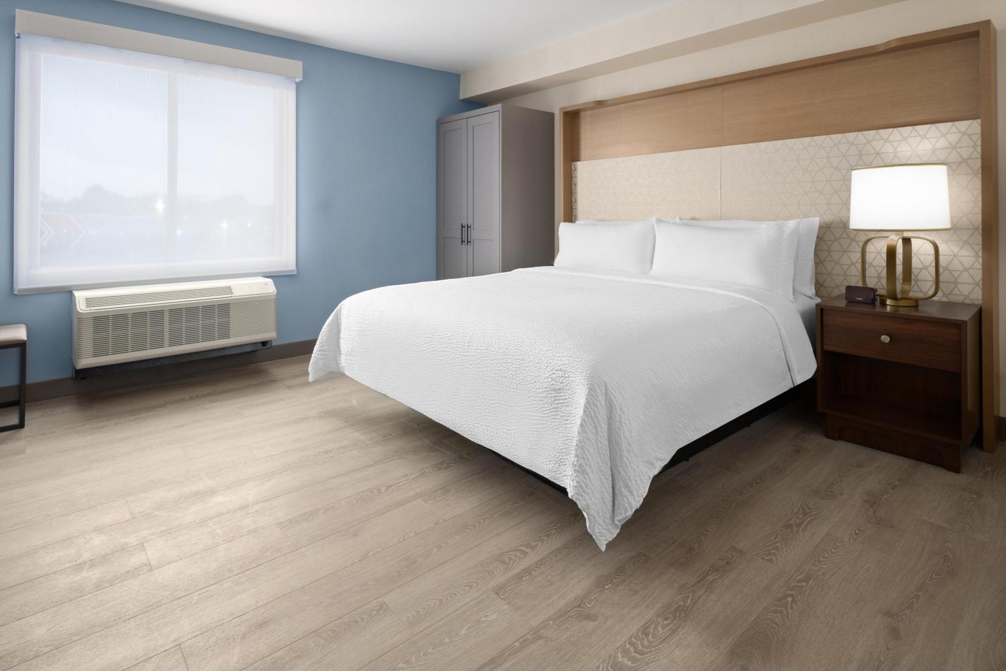 & Richmond West End, An Ihg