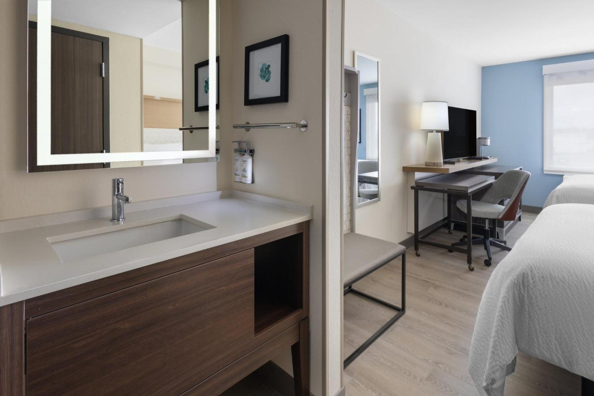 & Richmond West End, An Ihg
