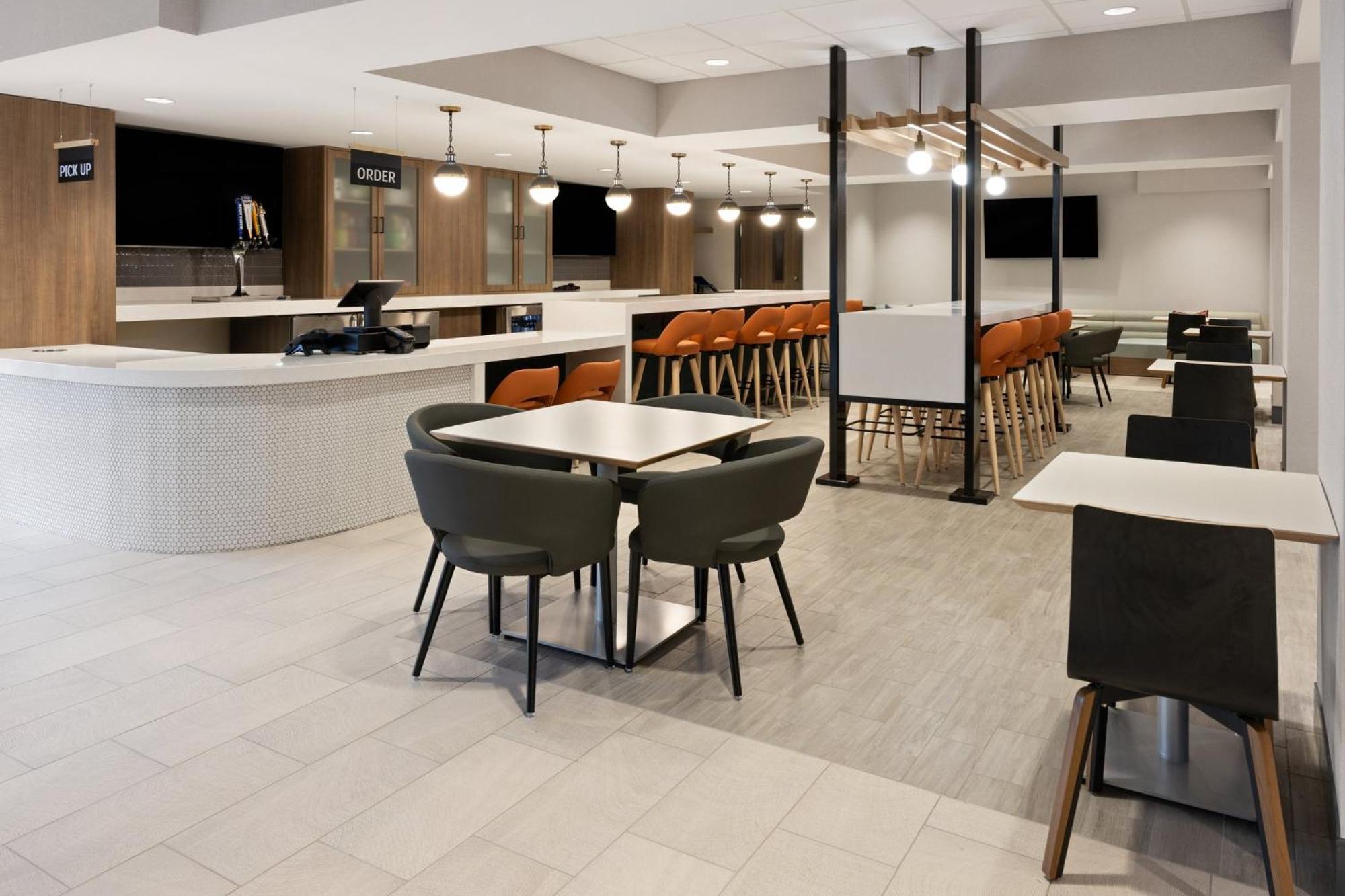 & Richmond West End, An Ihg 2*