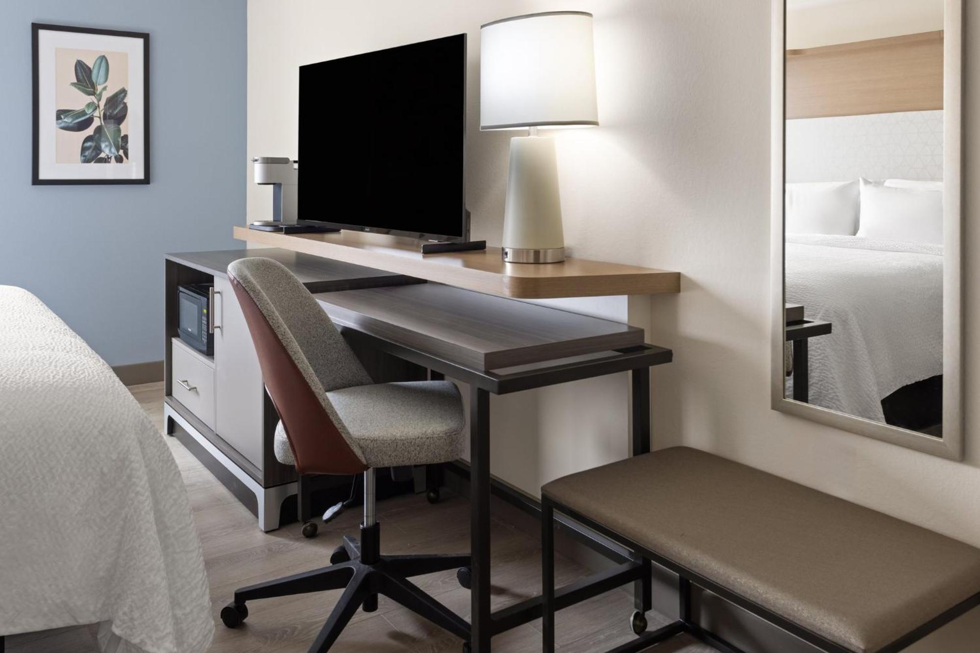 Hotel & Richmond West End, An Ihg Henrico